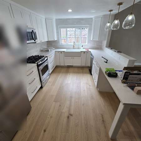 The same kitchen finished after reconstruction